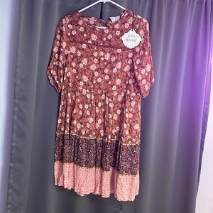 Knox Rose boutique short floral dress